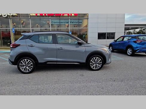Used 2024 Nissan Kicks SR image 36
