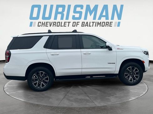 Used 2023 Chevrolet Tahoe Z71 w/ Luxury Package AWD/4WD image 7
