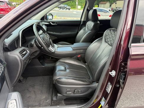 Used 2022 Hyundai Palisade Limited FWD image 4