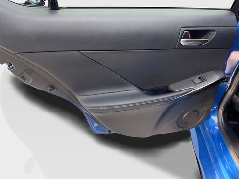 Used 2023 Lexus IS 350 F Sport image 37