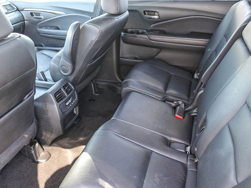 Used 2022 Honda Pilot Special Edition image 19
