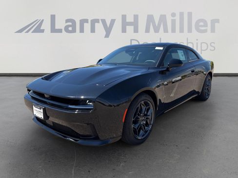 New 2025 Dodge Charger Daytona R/T w/ Quick Order Package 25M R/T AWD/4WD image 1