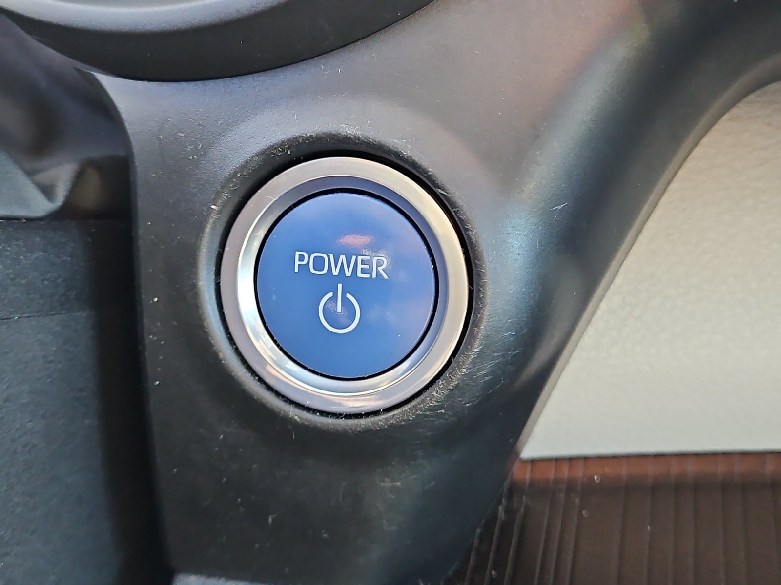 Certified 2022 Toyota Sienna XLE w/ XLE Plus Package FWD image 28