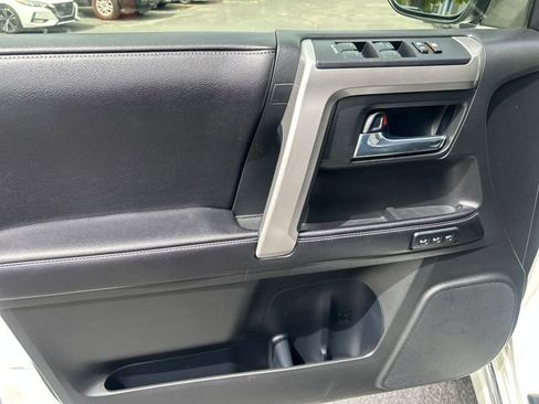Certified 2017 Toyota 4Runner Limited AWD/4WD image 10