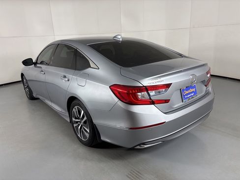 Used 2019 Honda Accord Touring image 6