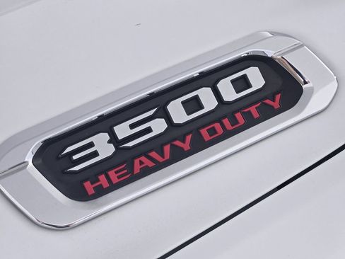 Used 2023 RAM 3500 Laramie image 11