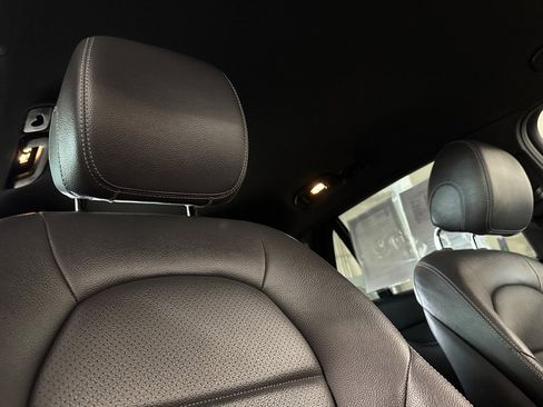 Used 2022 Mercedes-Benz GLC 300 image 17