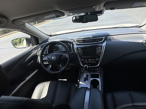 Used 2023 Nissan Murano SV AWD/4WD image 18