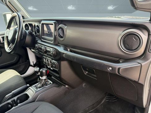 Used 2022 Jeep Gladiator Sport AWD/4WD image 26