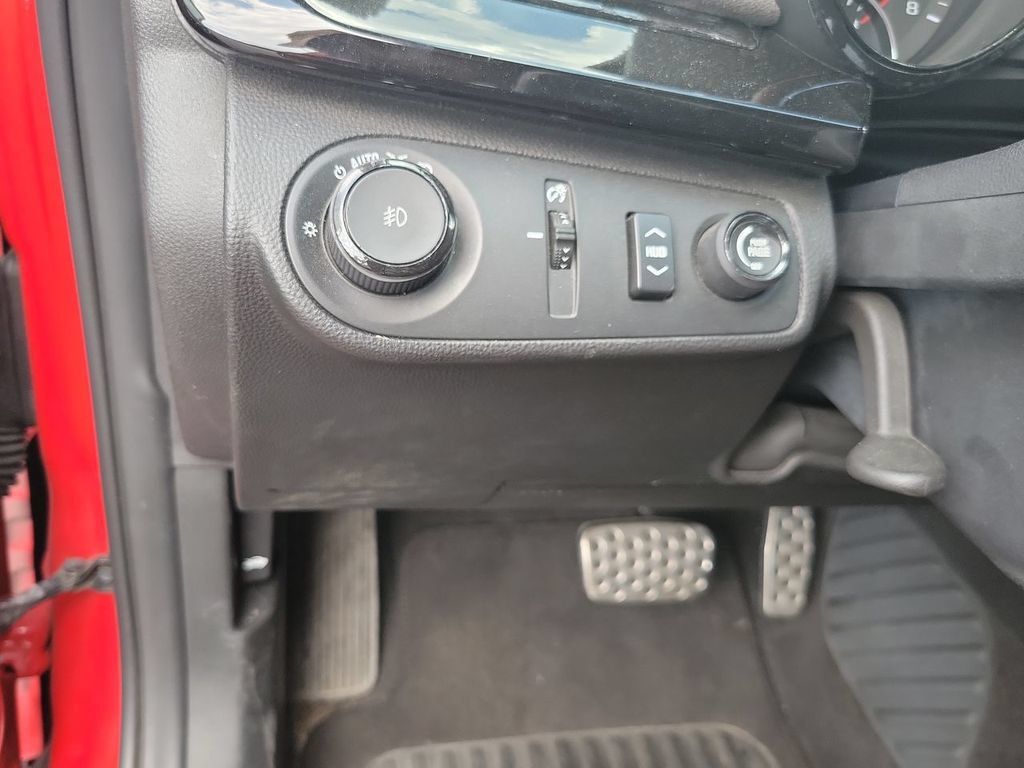 Certified 2014 Chevrolet SS RWD image 16