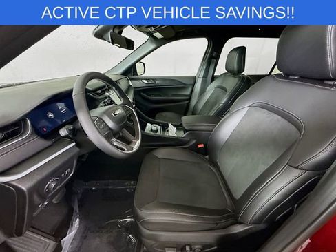 New 2025 Jeep Grand Cherokee L Altitude image 20