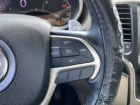 Used 2014 Jeep Grand Cherokee Limited w/ Trailer Tow Group IV AWD/4WD image 19