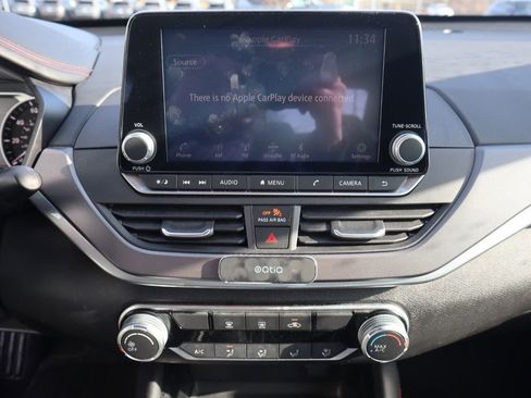 Certified 2025 Nissan Altima 2.5 SR image 19