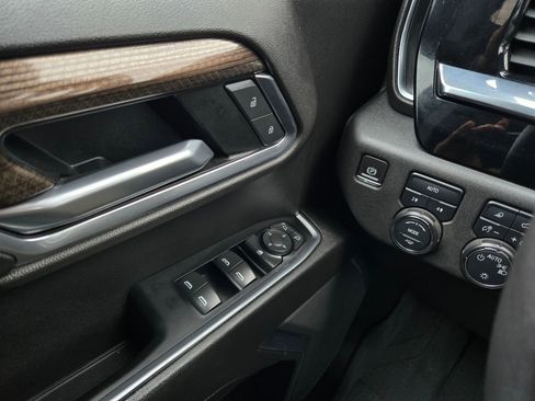 Used 2022 Chevrolet Silverado 1500 LT w/ Safety Package image 22