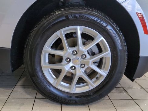 Used 2022 Chevrolet Equinox LS FWD image 27
