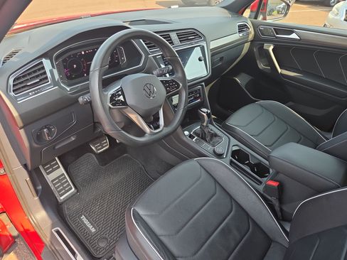 Used 2024 Volkswagen Tiguan SEL R-Line AWD/4WD image 15