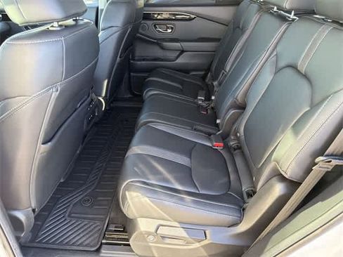 Used 2024 Honda Pilot EX-L image 6