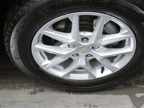 Used 2024 Chevrolet Equinox LT w/ LPO, Floor Liner Package image 27