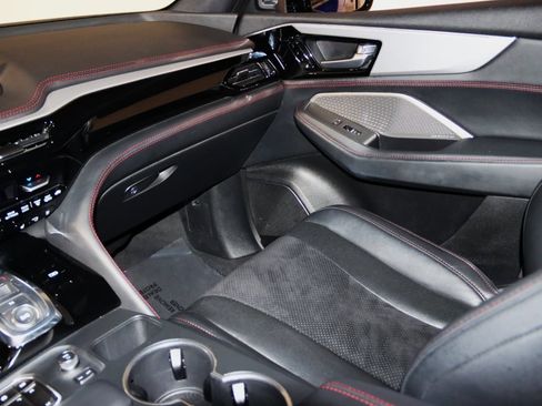 Used 2023 Acura MDX A-Spec image 53