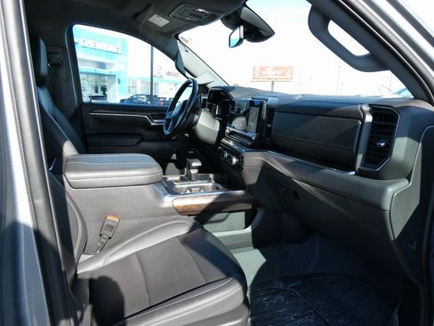 Certified 2023 GMC Sierra 1500 SLT w/ SLT Premium Plus Package image 16