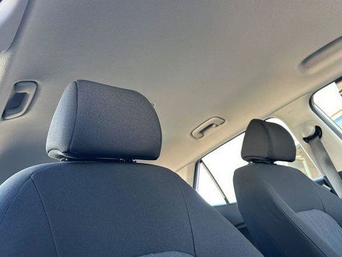 Certified 2026 Hyundai Venue SE FWD image 17