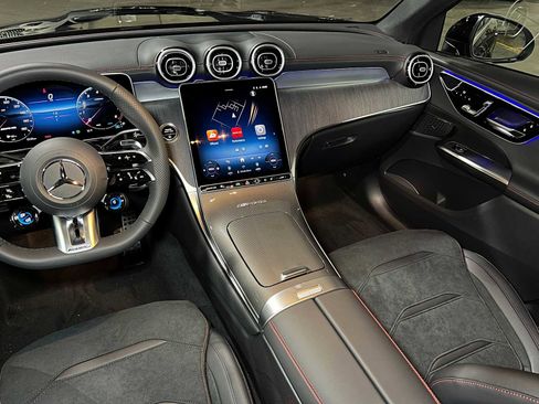 New 2026 Mercedes-Benz GLC 43 AMG 4MATIC image 40