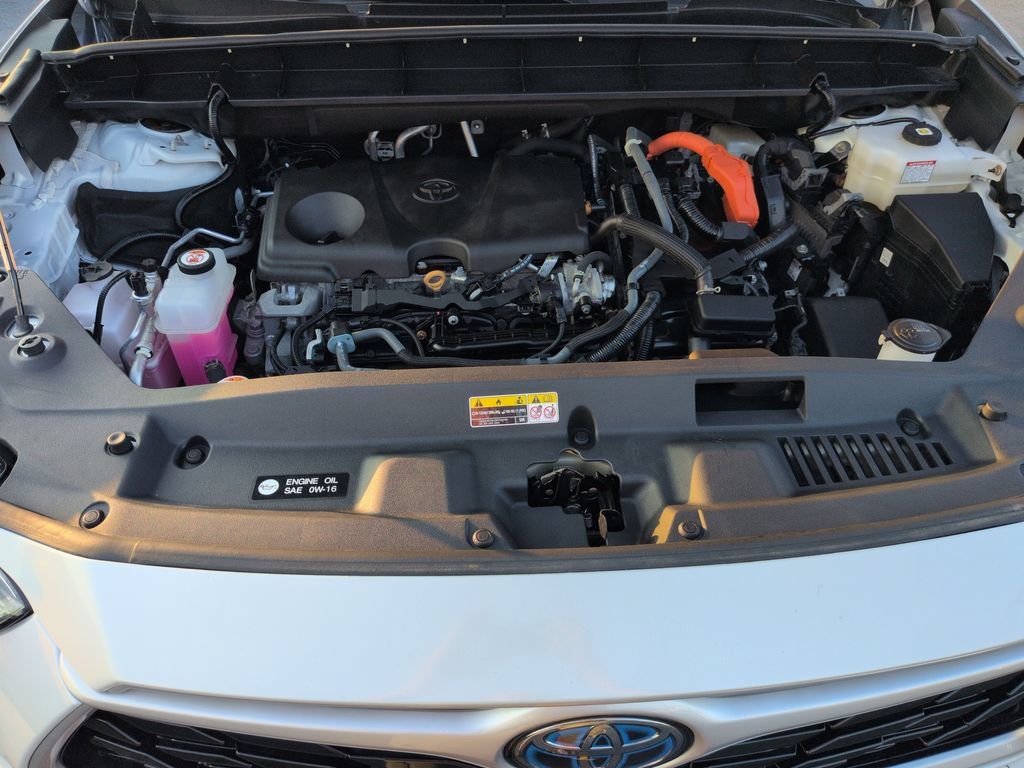Used 2023 Toyota Highlander LE AWD/4WD image 22