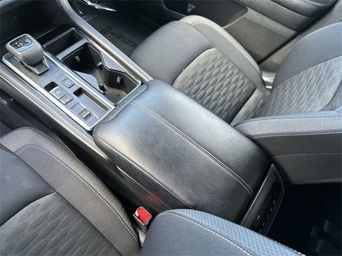 Used 2024 Nissan Pathfinder SV image 21