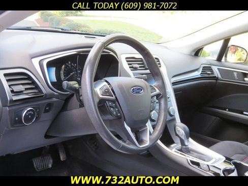 Used 2014 Ford Fusion SE w/ Equipment Group 501A FWD image 26