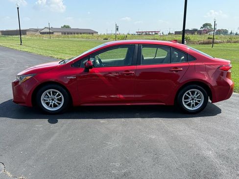 Used 2021 Toyota Corolla LE FWD image 8