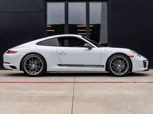 Certified 2018 Porsche 911 Carrera T RWD image 12