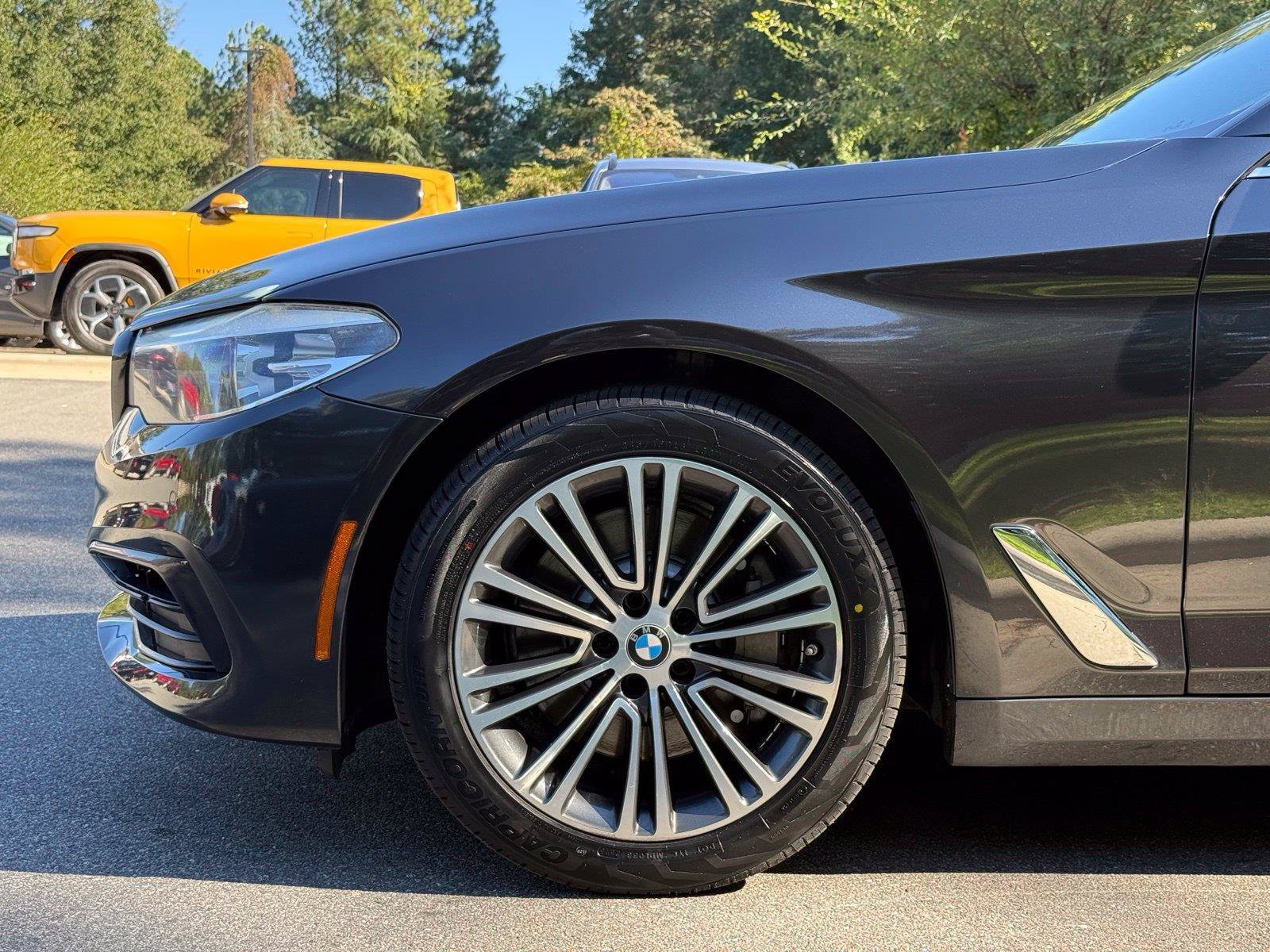Used 2018 BMW 530i RWD image 17
