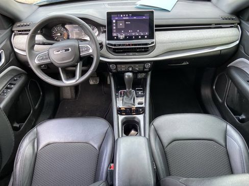 Used 2024 Jeep Compass Latitude AWD/4WD image 50