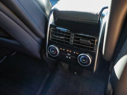 Certified 2024 Land Rover Range Rover SE AWD/4WD image 20