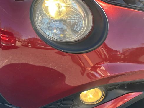 Used 2015 Nissan Juke SL image 7