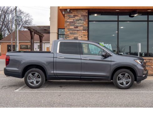 Used 2023 Honda Ridgeline RTL-E image 2