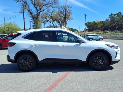 Certified 2024 Ford Escape Active image 2