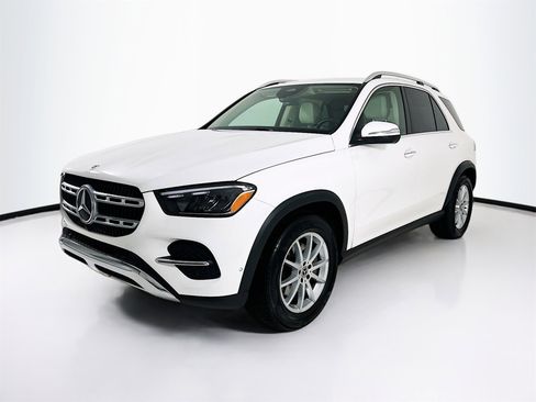 Certified 2025 Mercedes-Benz GLE 350 4MATIC image 3