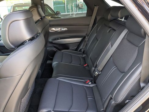 Used 2024 Genesis GV70 3.5T Sport image 15