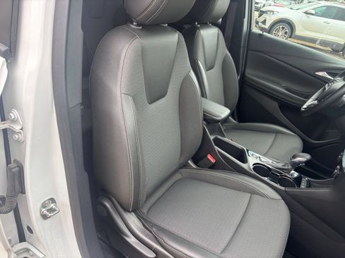 Used 2025 Buick Encore GX Preferred AWD/4WD image 30