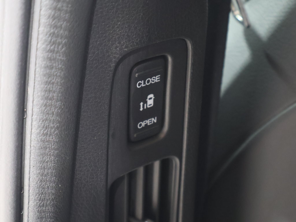 Used 2026 Honda Odyssey Touring image 21