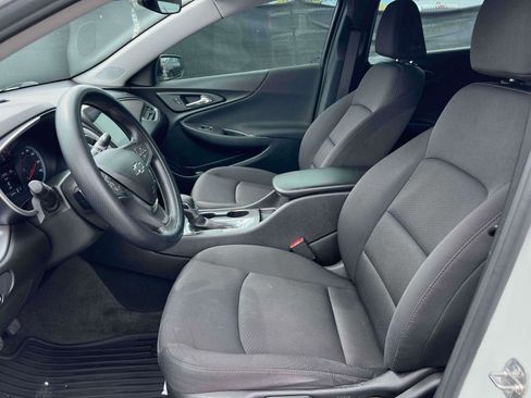 Used 2021 Chevrolet Malibu LS w/ LPO, Convenience Package 2 FWD image 14
