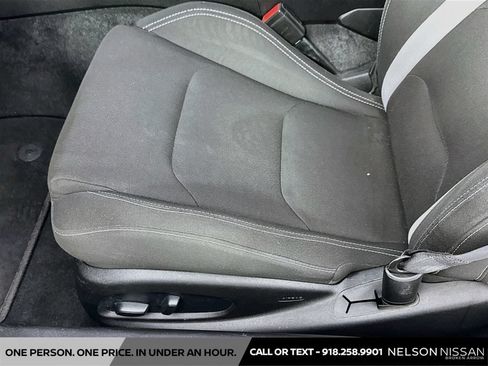 Used 2019 Chevrolet Camaro LT RWD image 18
