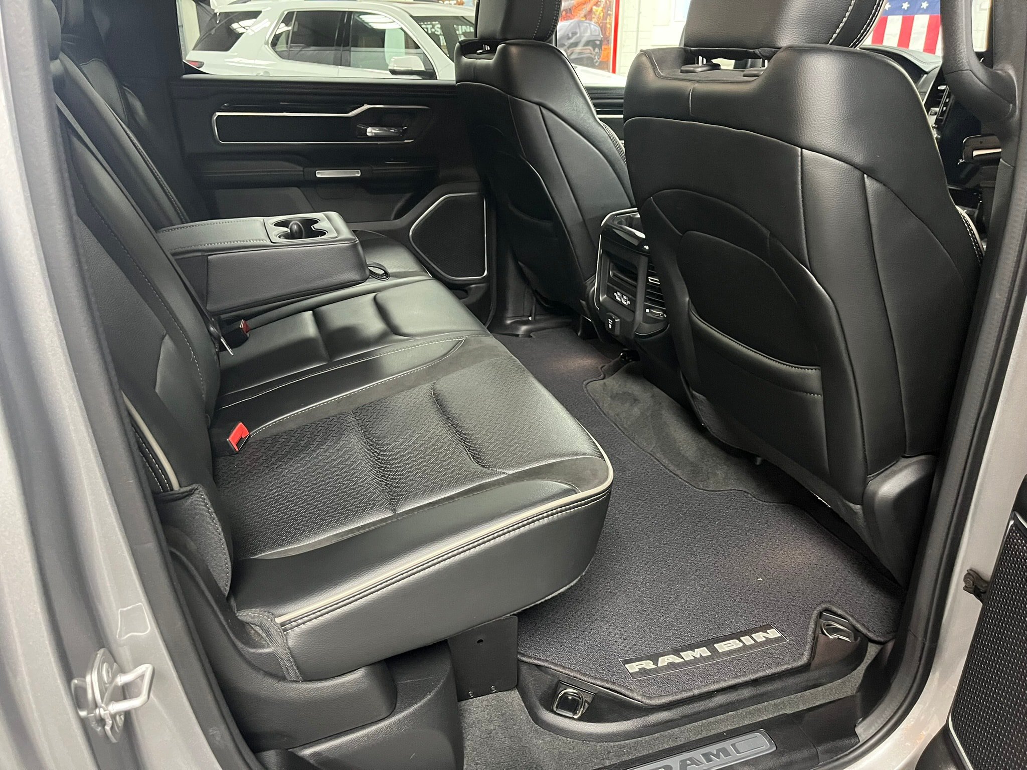 Used 2022 RAM 1500 Laramie w/ Sport Appearance Package AWD/4WD image 25