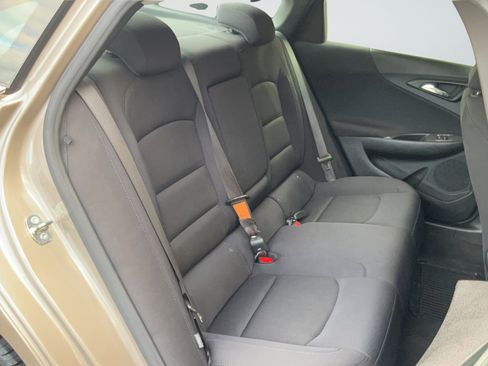 Used 2024 Chevrolet Malibu LT FWD image 21