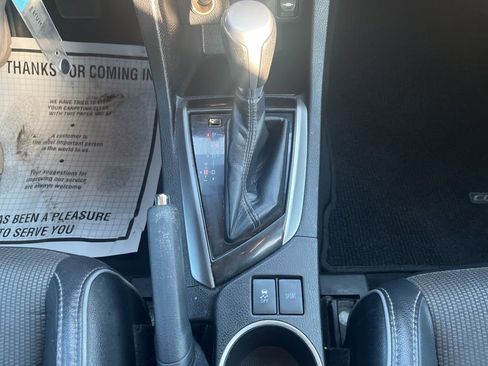 Used 2015 Toyota Corolla S image 68