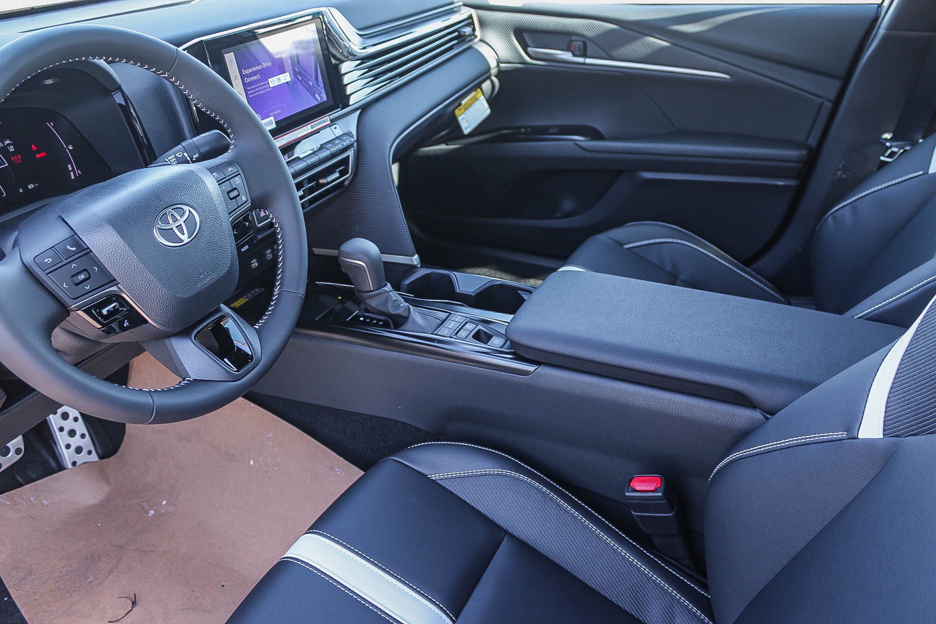 New 2026 Toyota Camry SE FWD image 20