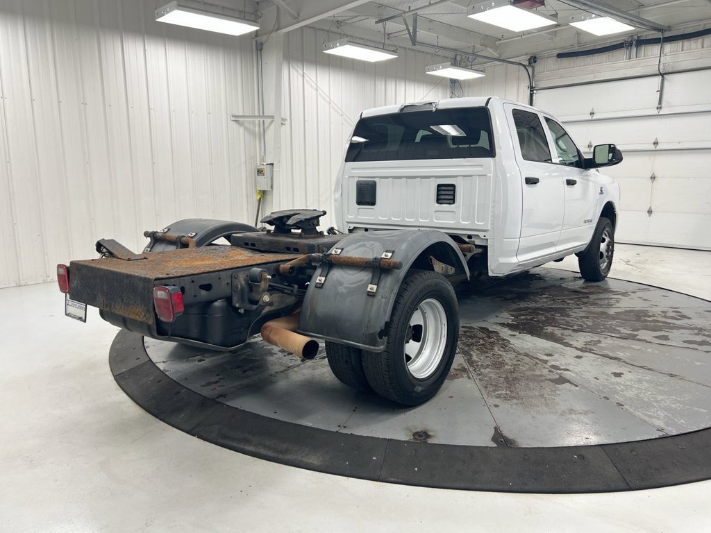 Used 2020 RAM 3500 Tradesman w/ Chrome Appearance Group AWD/4WD image 3