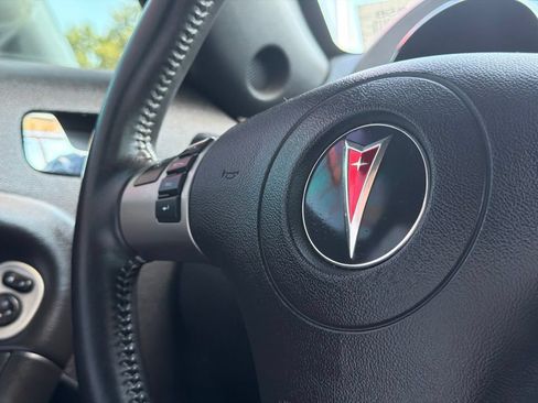 Used 2007 Pontiac Solstice Convertible w/ Premium Package RWD image 21