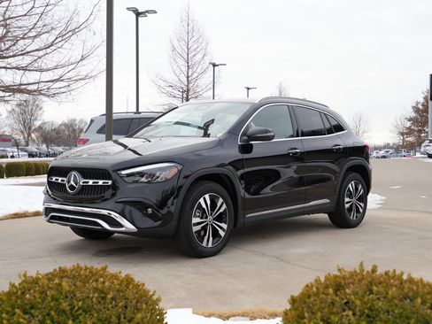New 2026 Mercedes-Benz GLA 250 GLA 250 image 3
